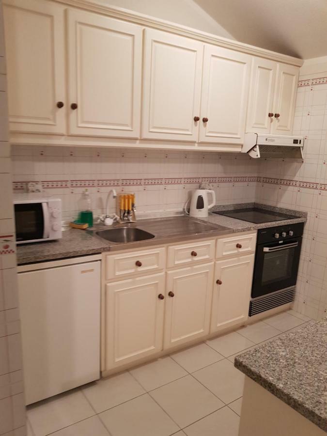 Mikes Beach Apartment 托雷拉 外观 照片